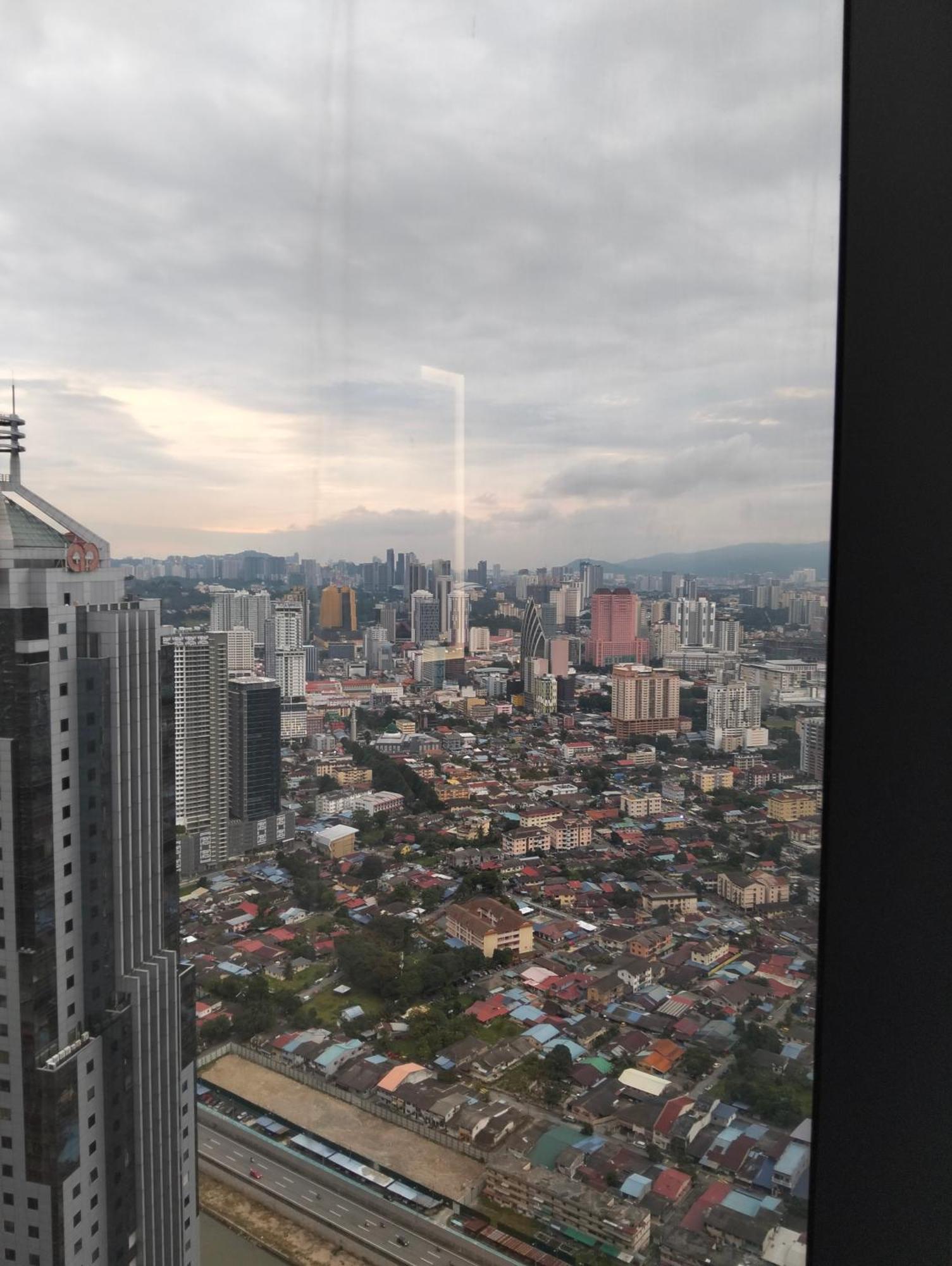 Apartamento Star Klcc By Bhs Kuala Lumpur Exterior foto
